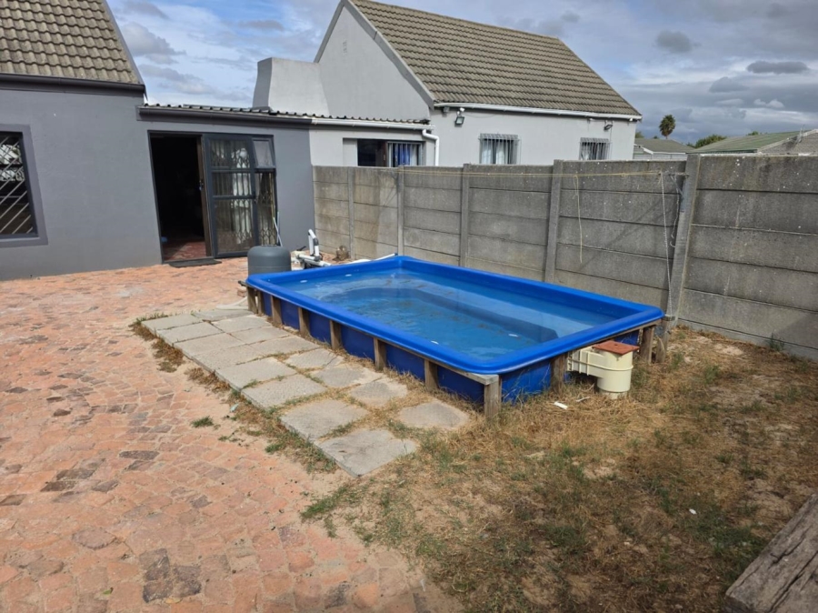 2 Bedroom Property for Sale in Bonnie Brae Western Cape